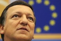 José Manuel Barroso ouvre la porte à une modification des traités